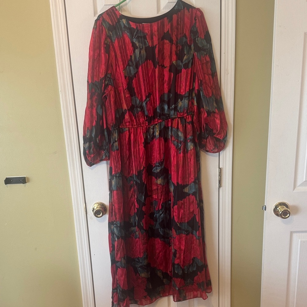 Anne Klein Red and Black Long Sleeve Dress